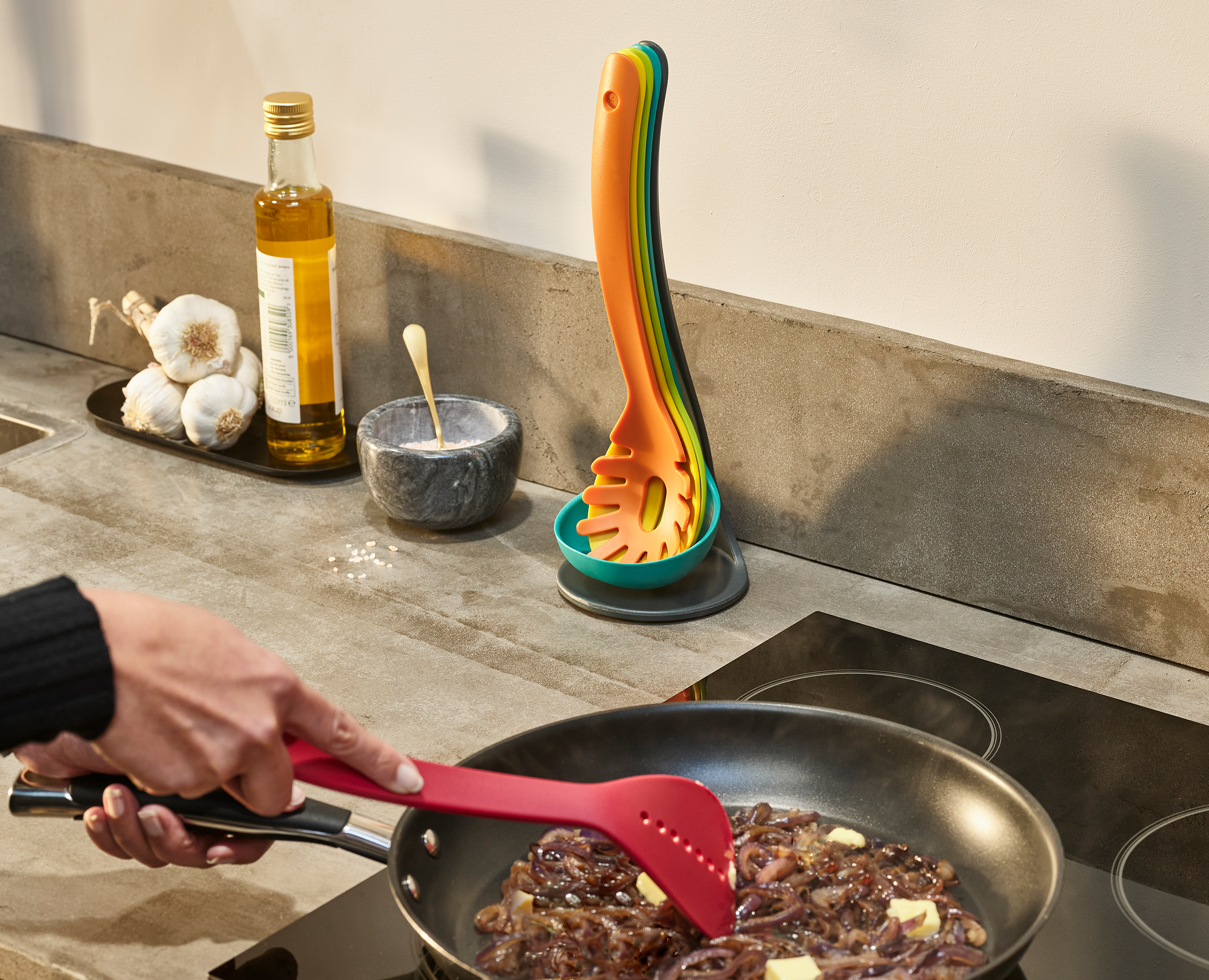 Nest Multicolor Utensils Plus Set - Image 2