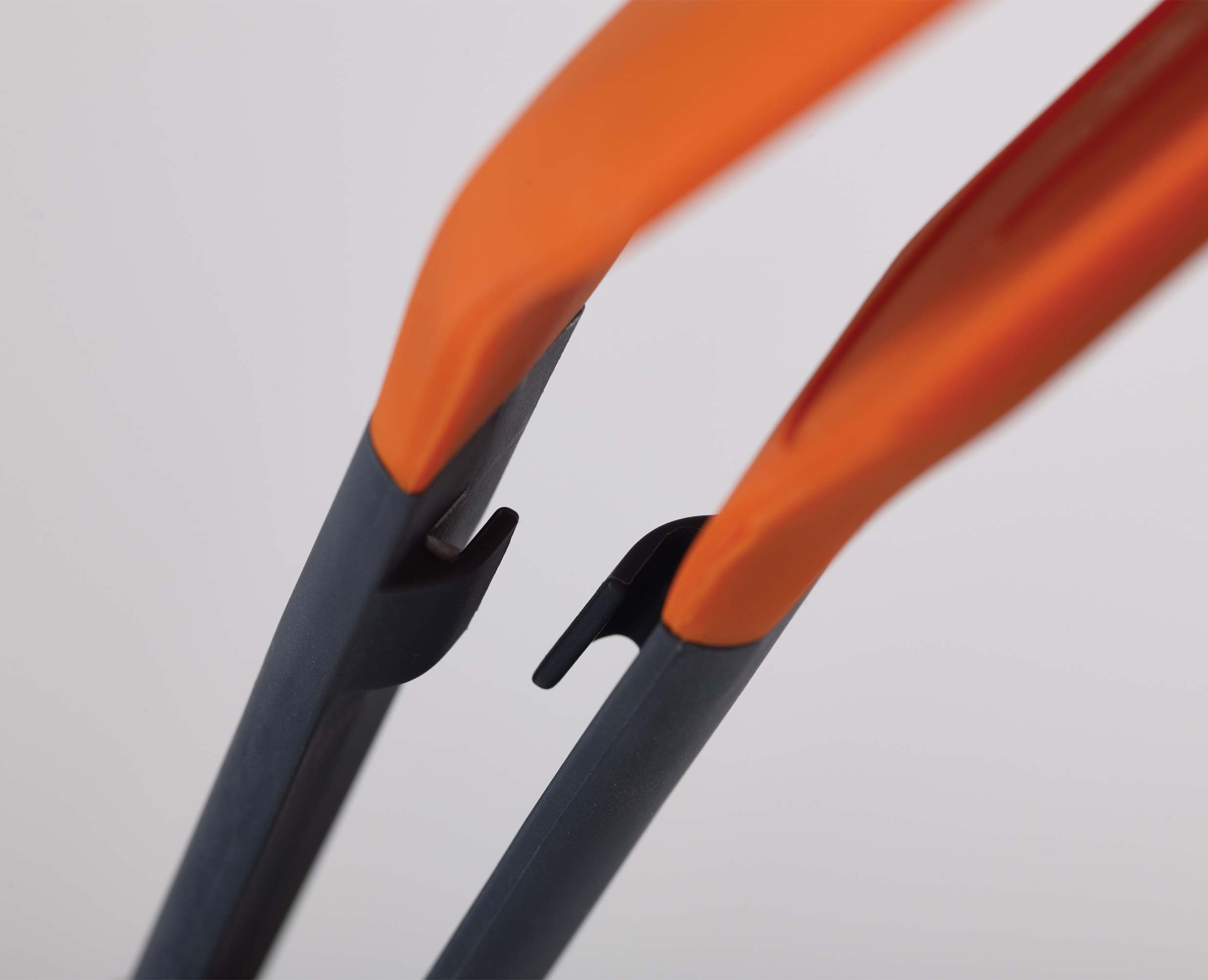 Turner Tongs - Image 4