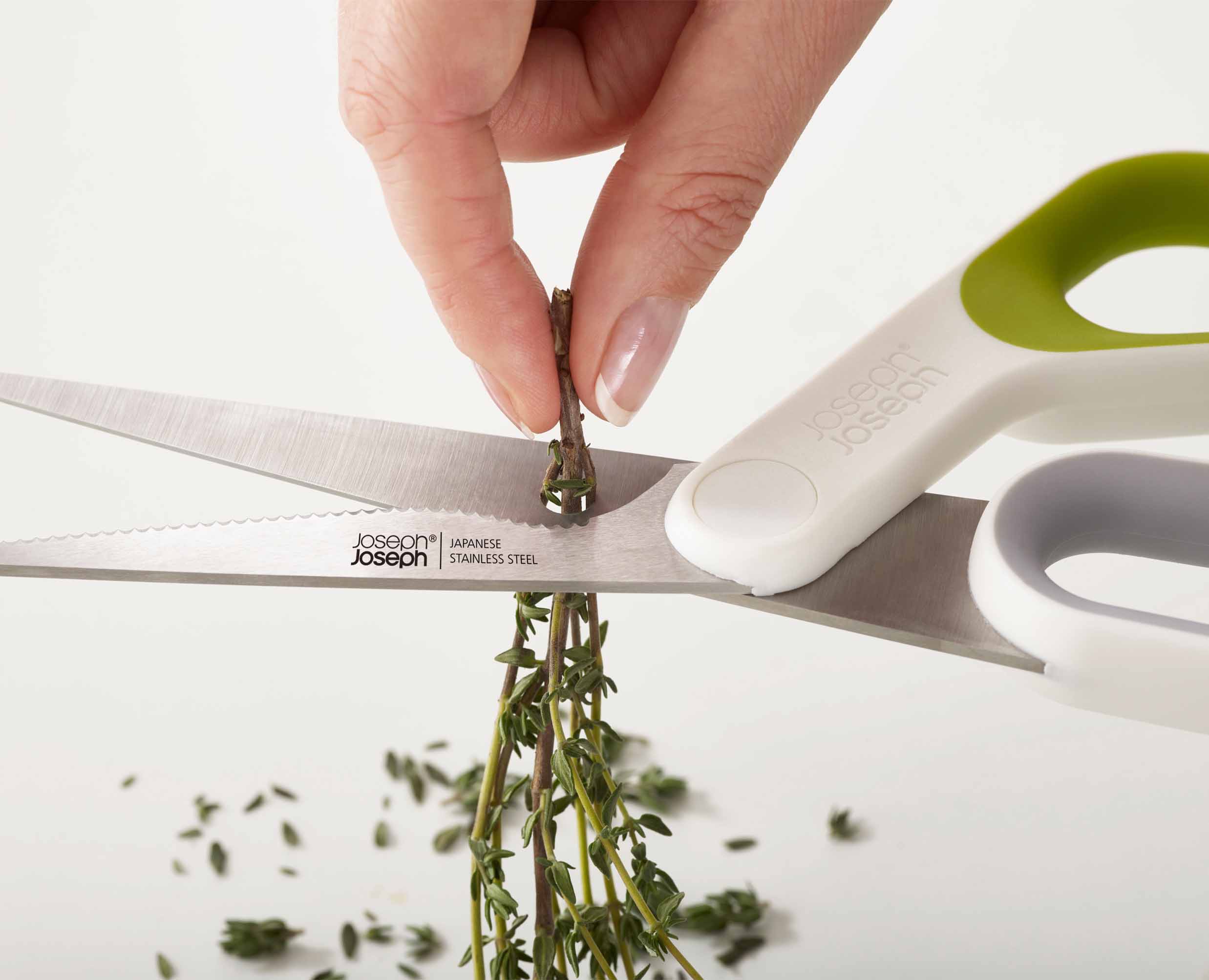 PowerGrip Green Kitchen Scissors - Image 4