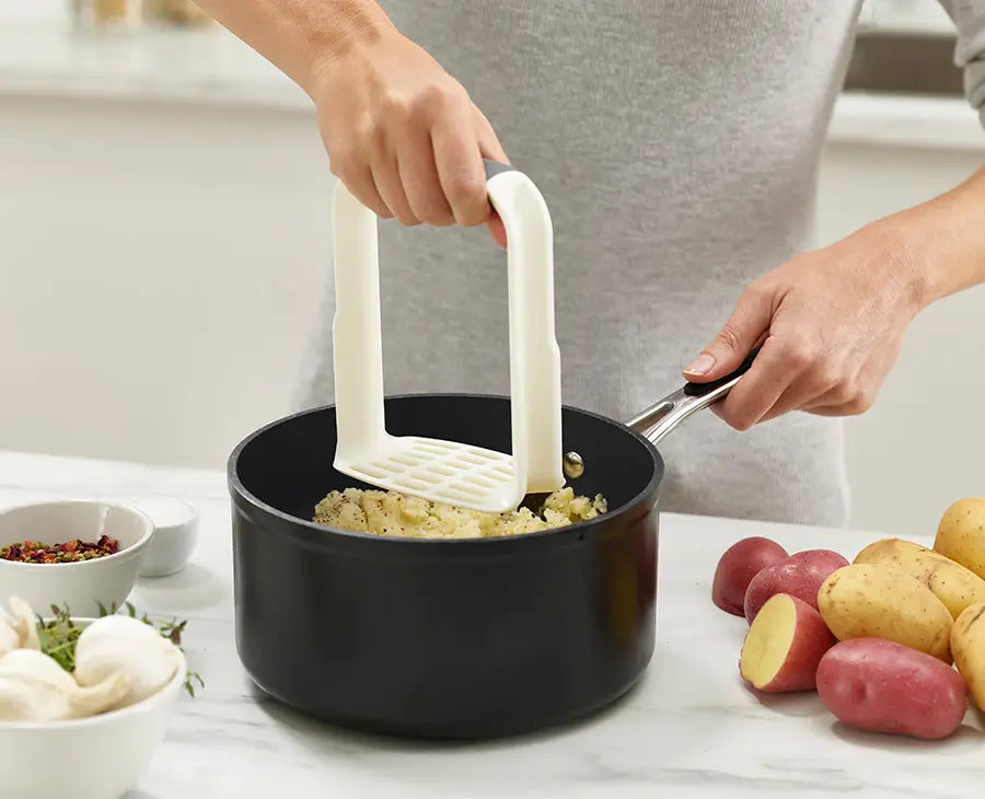 Easy-Mash White Potato Masher - Image 2
