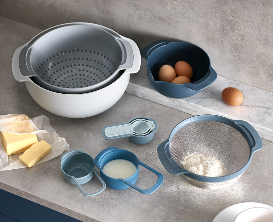 Nest 9 Plus Blue Bowl Set - Editions - Image 2