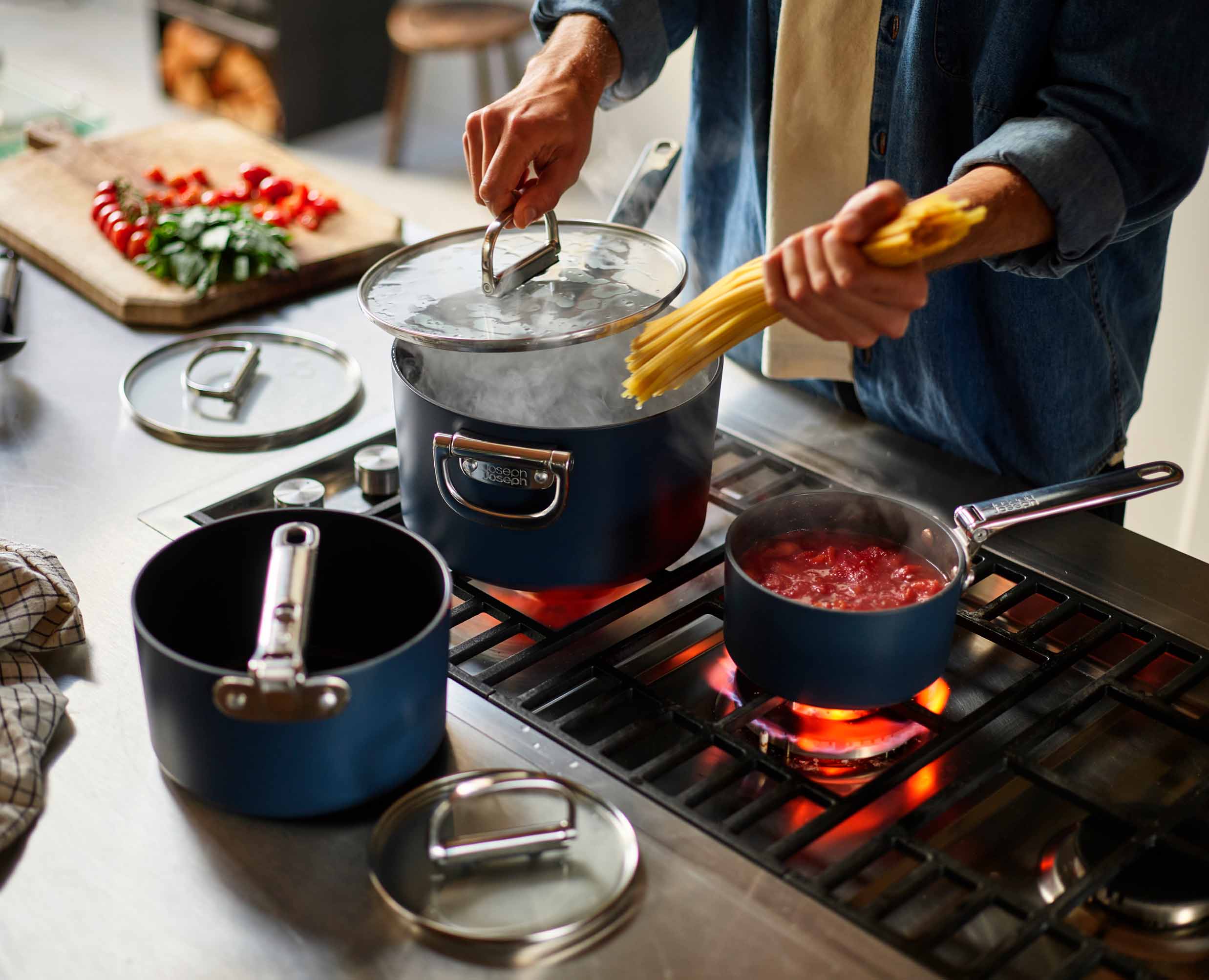 Space Folding Handle Ceramic Non-stick 2.9 Qt. Blue Saucepan & Lid - Image 3