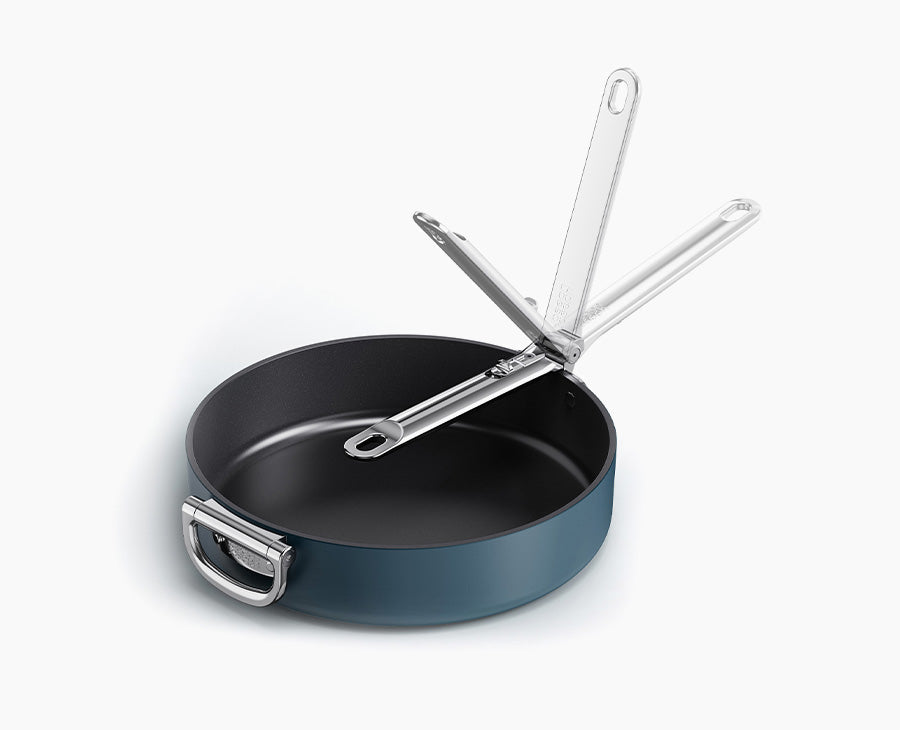Space Folding Handle Ceramic Non-stick 3.8 Qt. Blue Saut?? Pan