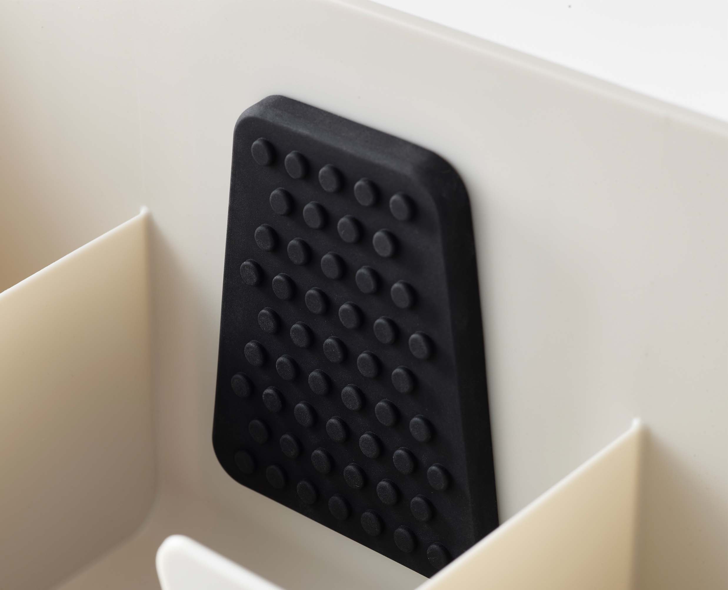 IronHub Wall-mounted Ecru Iron Storage Caddy - Image 6