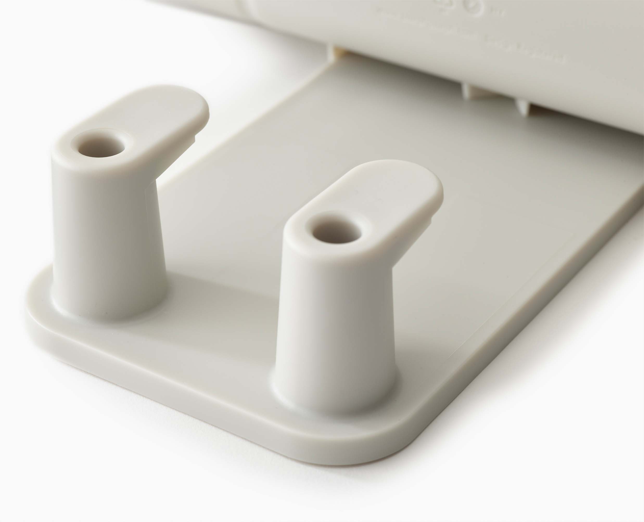 IronHub Wall-mounted Ecru Iron Storage Caddy - Image 7