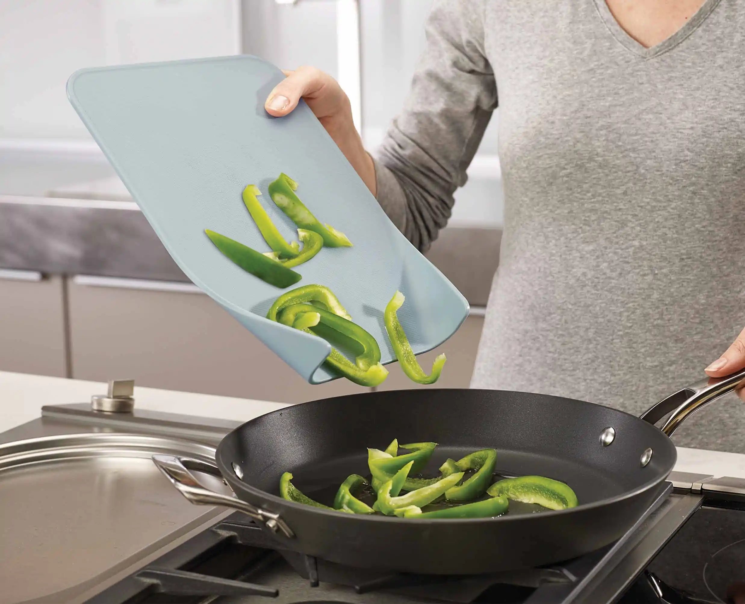 Nest Chop 3-piece Gray Cutting Board Set - Image 7