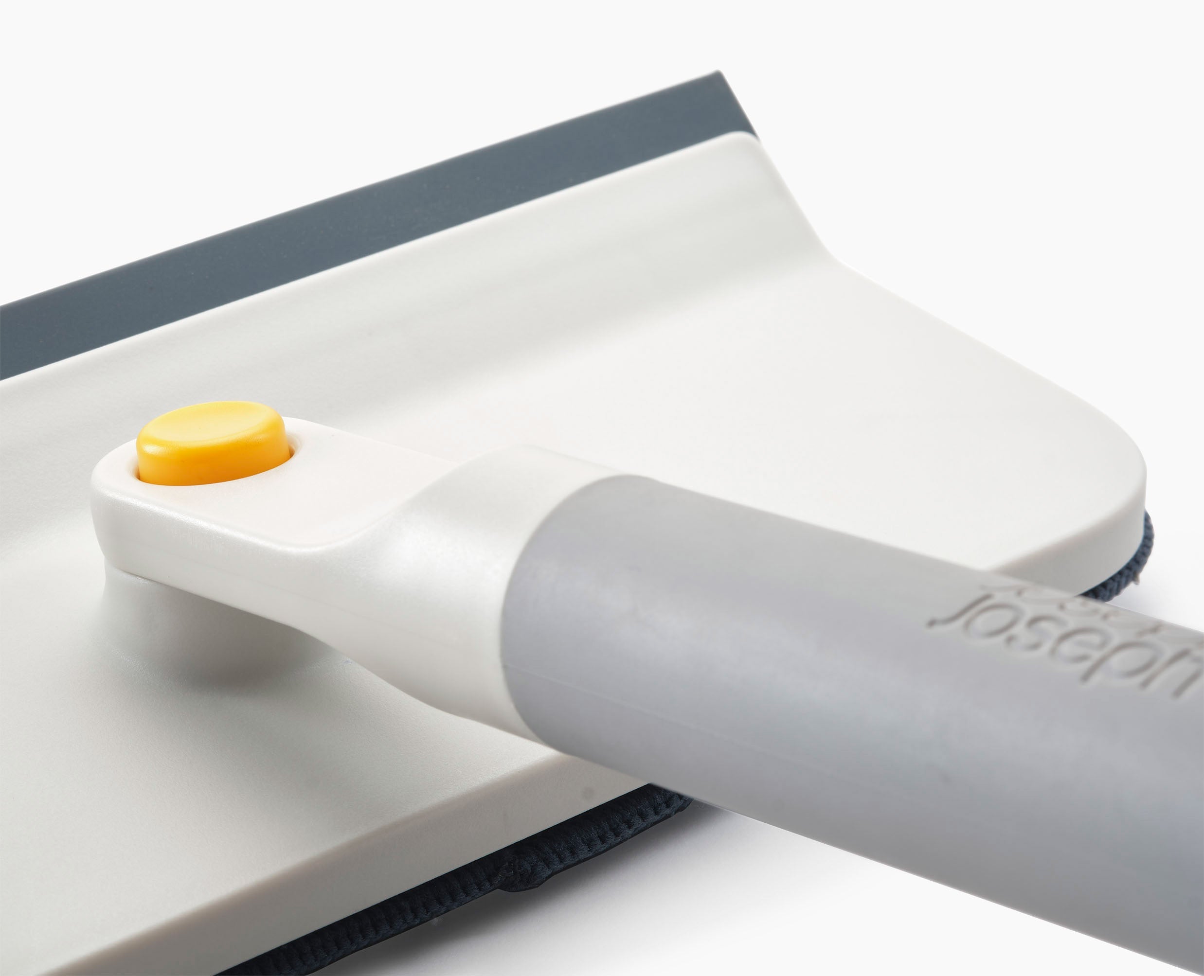 CleanTech 2-in-1 Glass Cleaning Tool with Extension Pole - Image 6