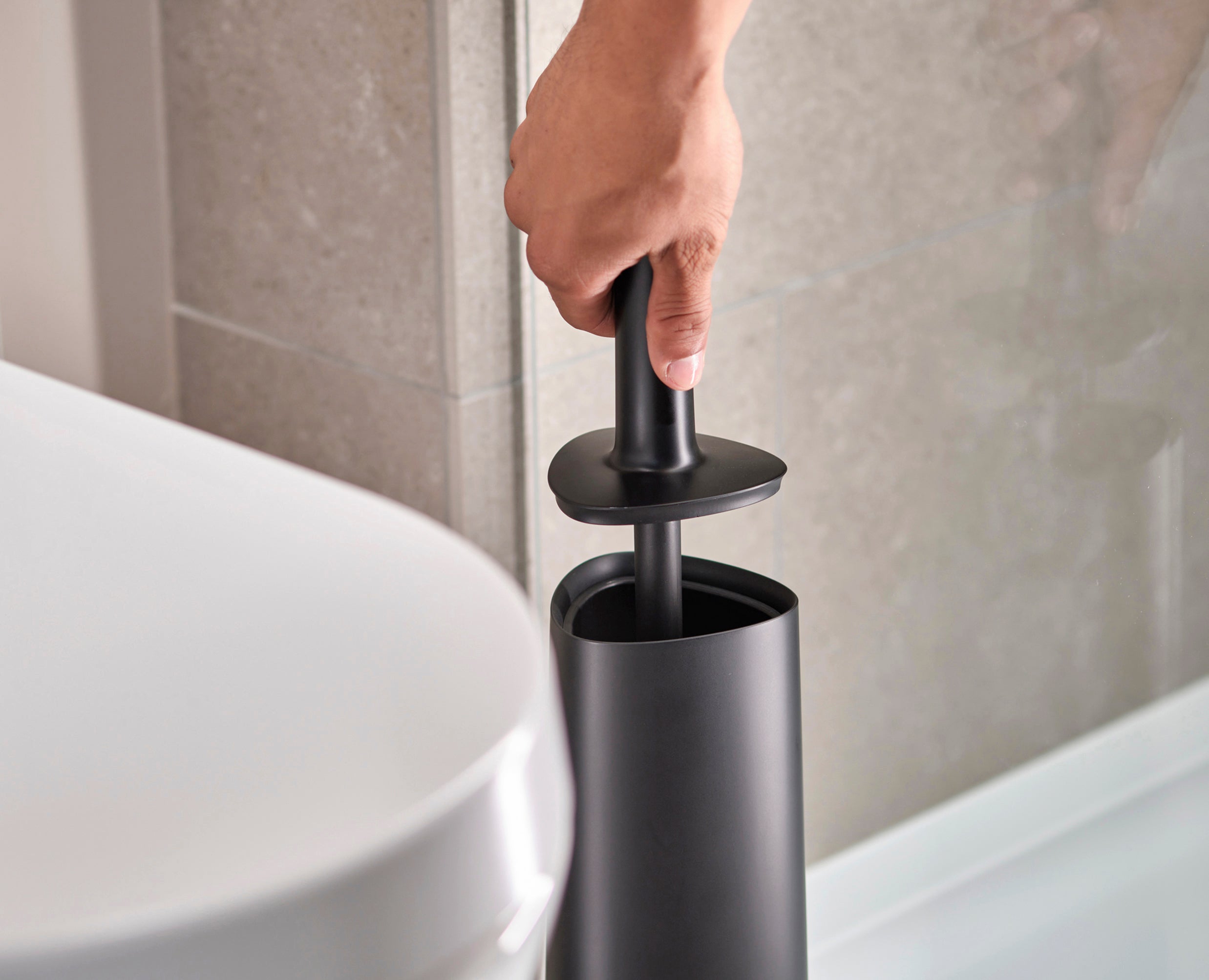 Flex 360 Matt Black Toilet Brush Starter Set - Image 5