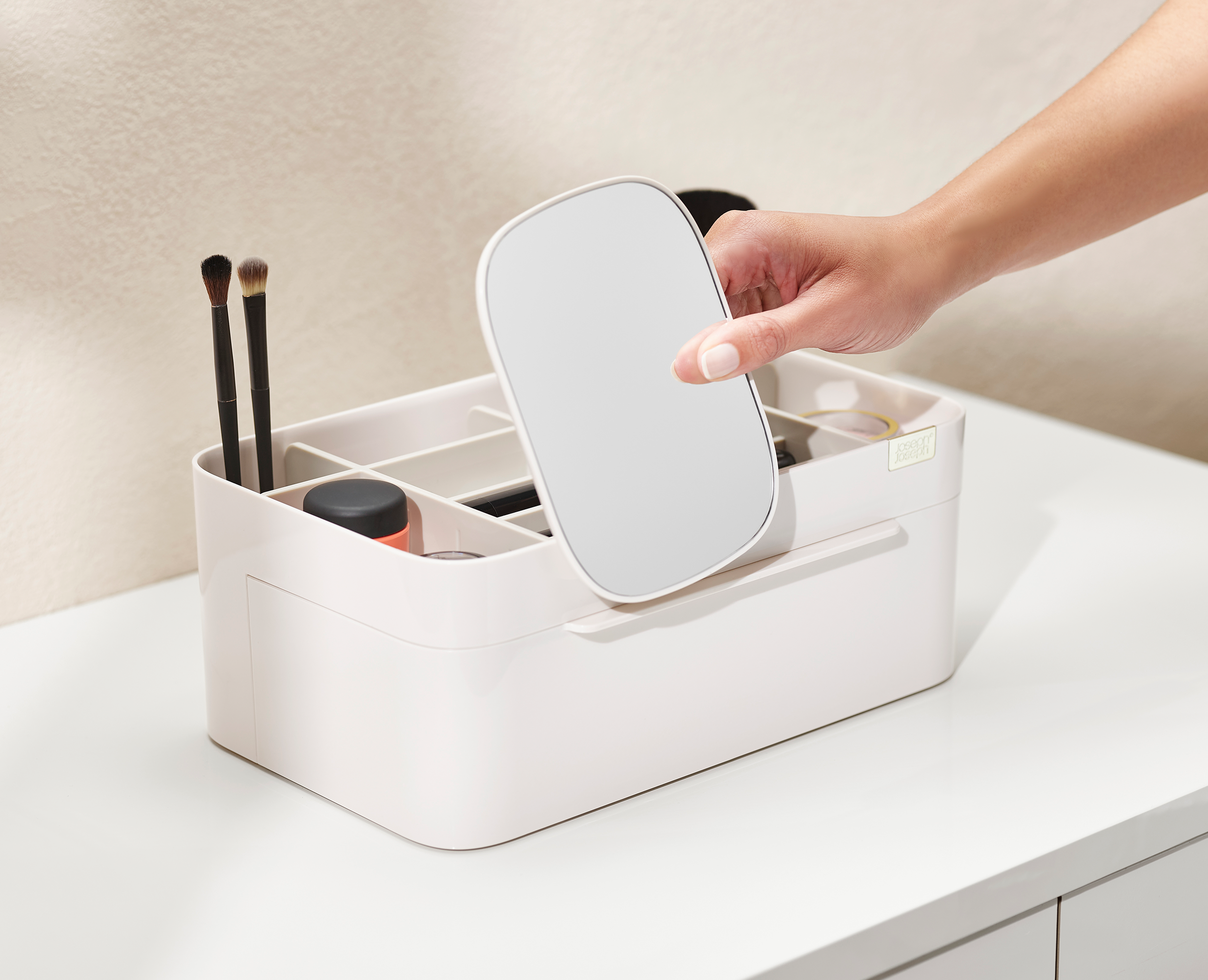 Viva Large Cosmetic Organizer with Removable Mirror - Image 4