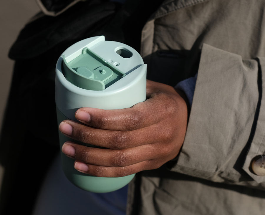 Sipp?? Green Travel Mug with Hygienic Lid 340ml - Image 2