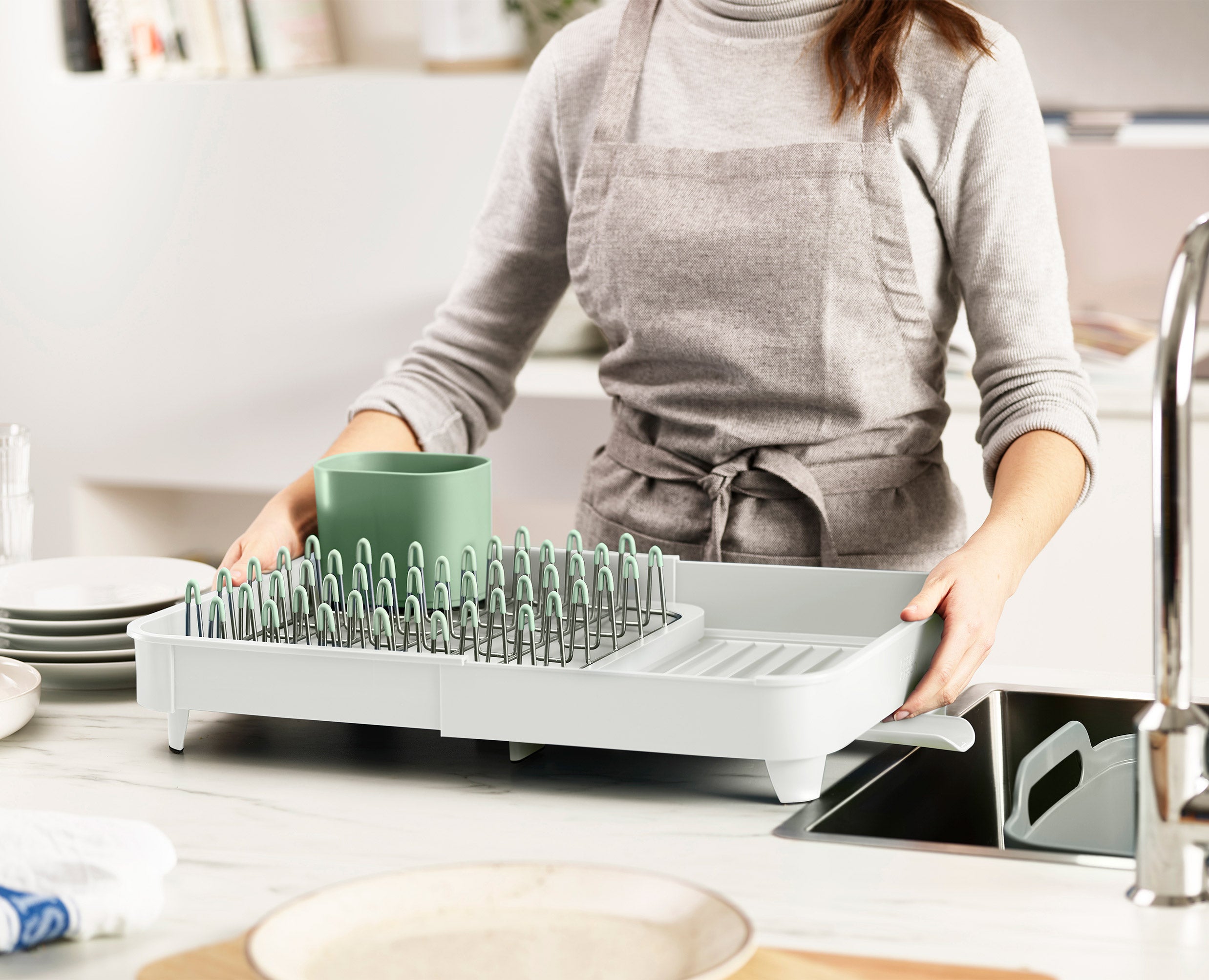 3-piece Stone Green Drainer. Washing-up Bowl & Brush Set - Image 2