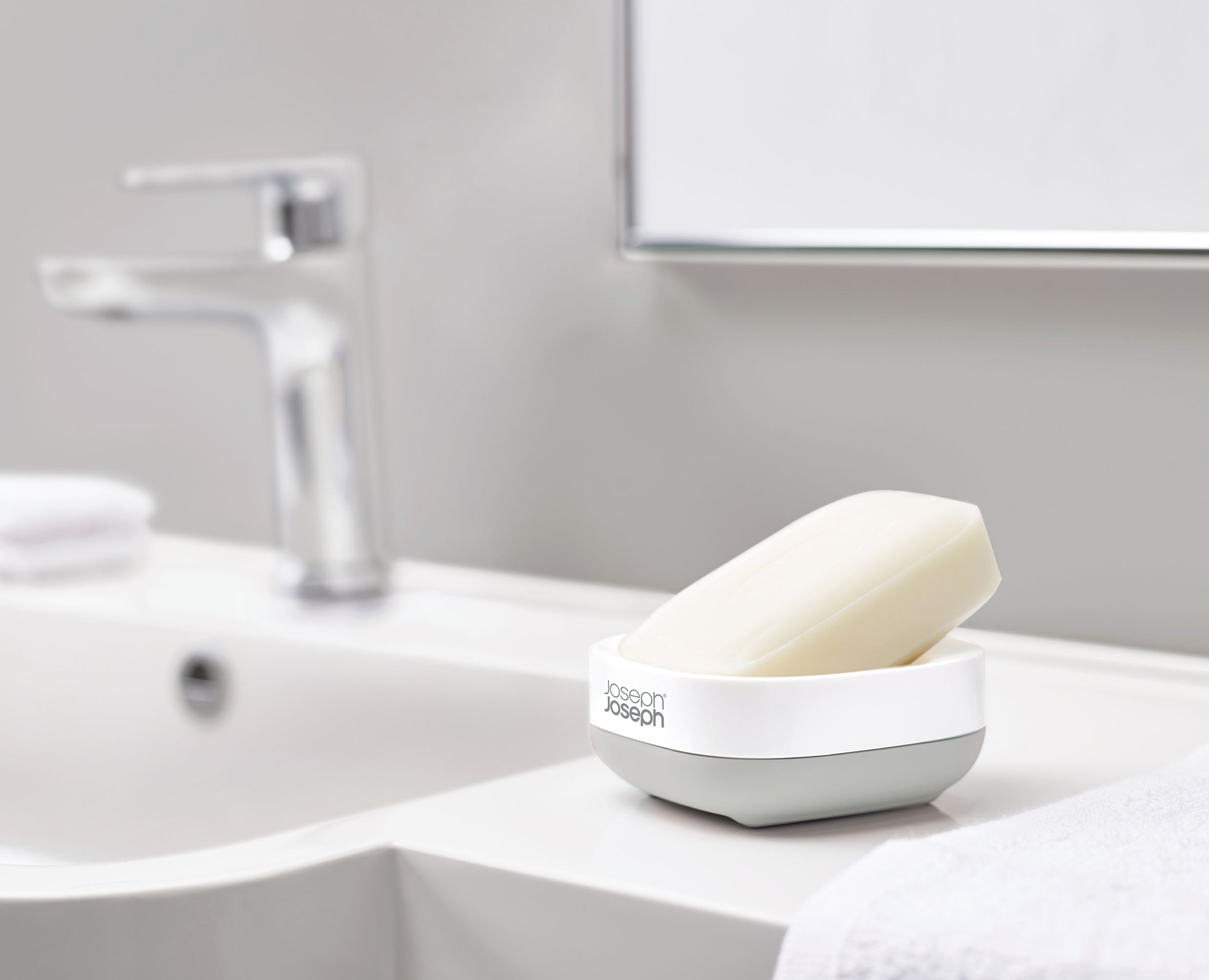 Slim Compact Light Gray Soap Dish - Image 3
