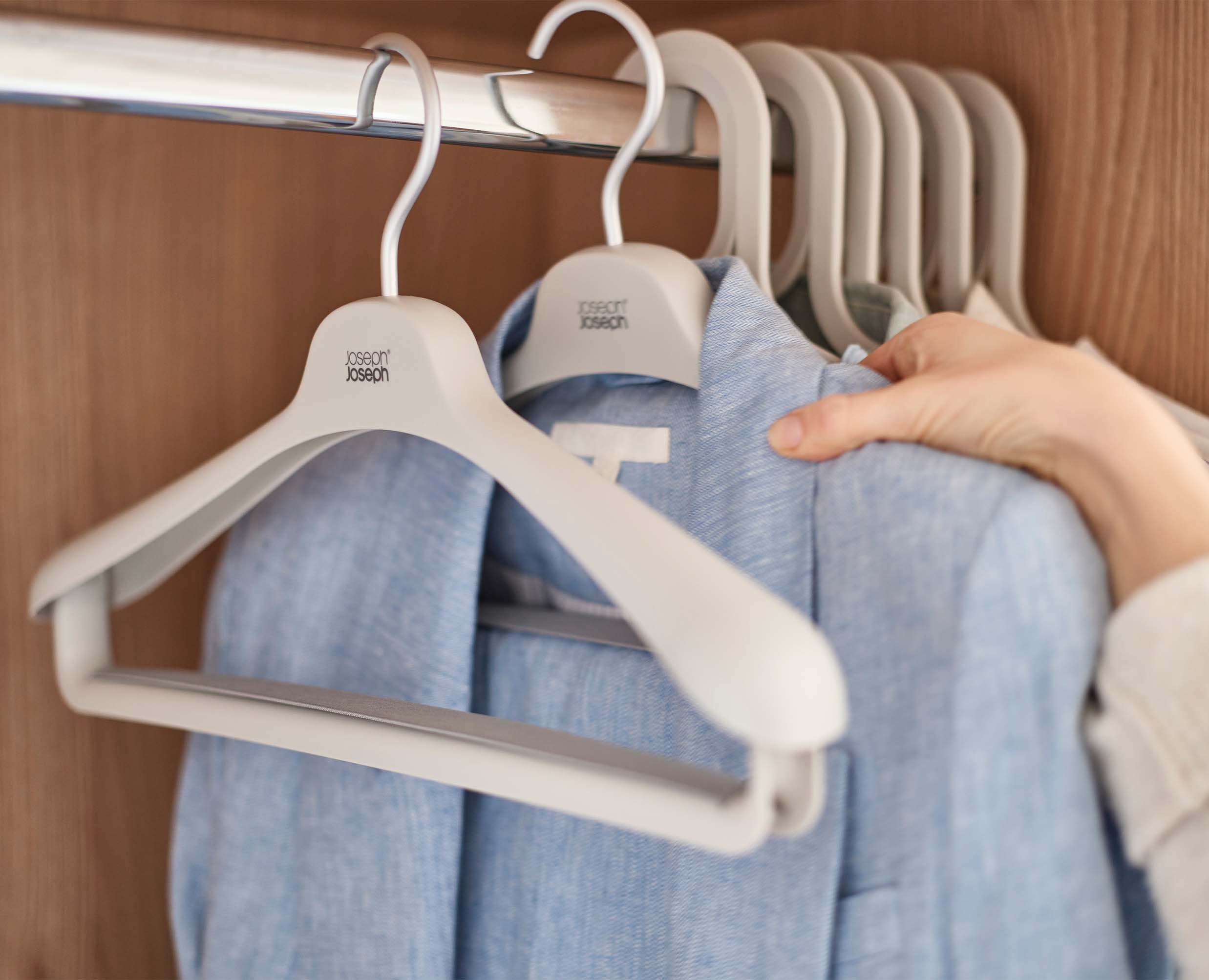 Orderly Set of 2 Ecru Suit & Coat Hangers - Image 3